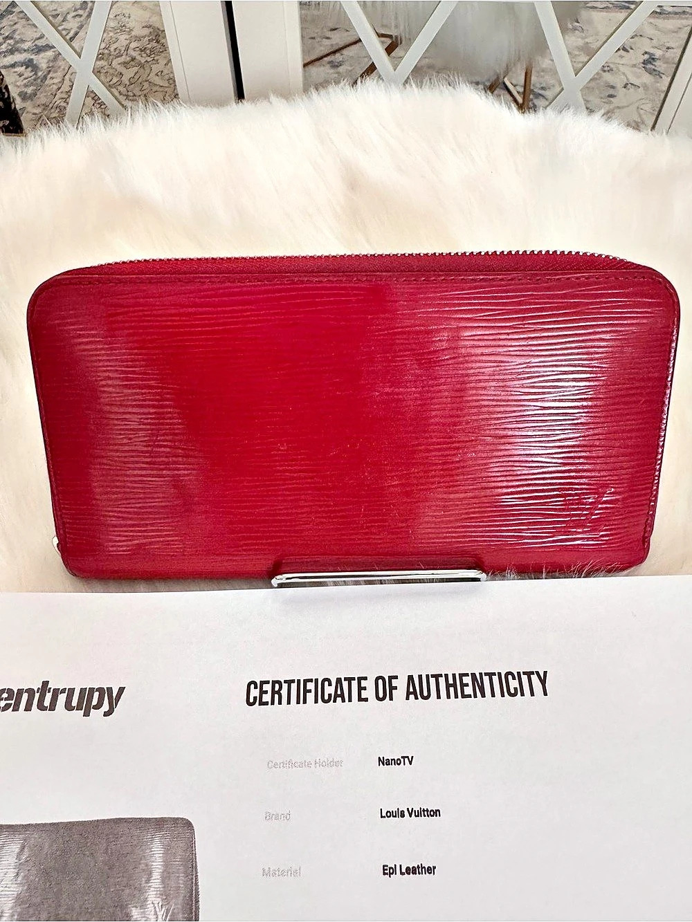 Louis Vuitton Zippy Wallet Epi in Red